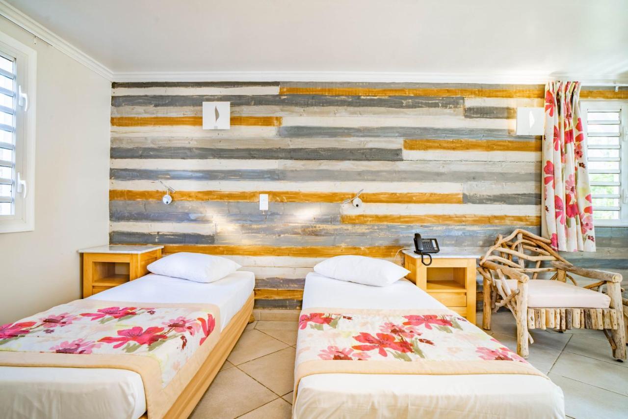 Hotel Bambou & Spa Ле-Труа-Іле Екстер'єр фото