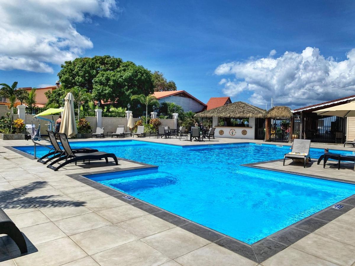 Hotel Bambou & Spa Ле-Труа-Іле Екстер'єр фото
